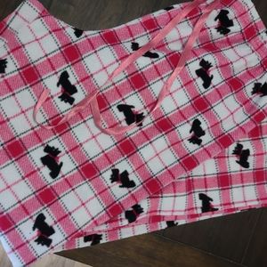 *5 for $20* - Women’s pajama pants size large with dogs